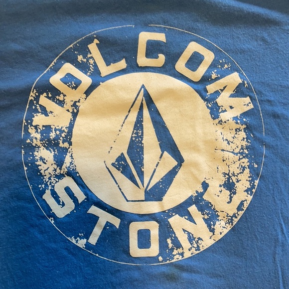 Men’s Volcom Tshirt - Picture 2 of 2